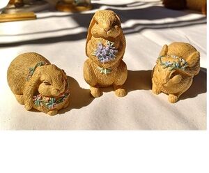 DAKIN bunny rabbit family - 3 resin figurines - RARE Vintage, made in 1989